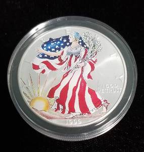 1999 COLORIZED AMERICAN SILVER EAGLE 1 TROY OZ. .999 FINE SILVER IN AIRTITE
