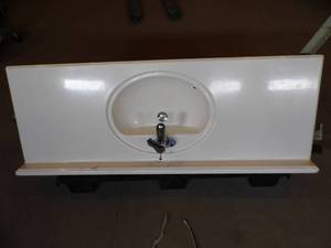 lot 24 image: Bathroom Vanity Sink Top w Faucet