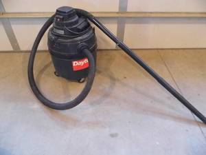 lot 35 image: Dayton Shop Vac