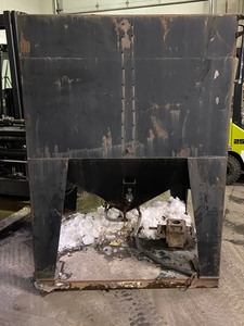 lot 44 image: Commercial Dispenser Hopper On Platform Scale