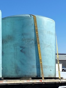 lot 62 image: Commercial 3000-Gallon Poly Holding Tank