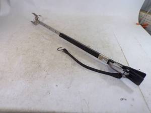 lot 19 image: Boat Motor Transom Brace