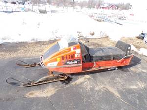 lot 34 image: Vintage Moto Ski Snowmobile For Parts