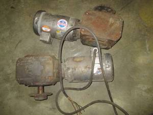 Pair of gear boxes with motors...
