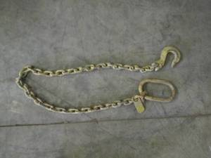5 chain with hook on one end oval ...