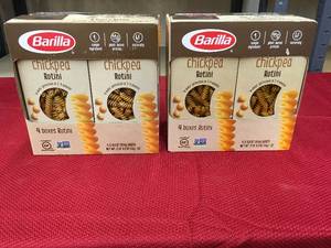 lot 484 image: Barilla Chickpea Rotini, Retail $13.98