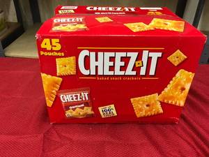 lot 507 image: Cheez- It Original 451.5oz, Retail $11.59