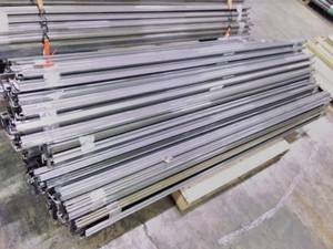 lot 10 image: Lot of (Approximately 190) Crossbeams 7ft.