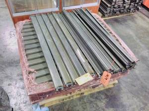 lot 11 image: Lot of (Approximately 36) Crossbeams 4ft.