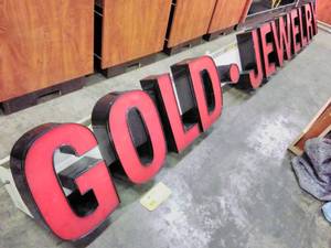 lot 19 image: GOLD-JEWELRY Commercial Lighted Signage E-23556