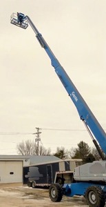 lot 2 image: 2005 Genie S-125 Telescopic Boom Lift, 125 Ft. Height, 80 Ft. Reach
