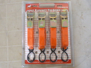 White Dog 4 Piece Ratchet Tie-Downs