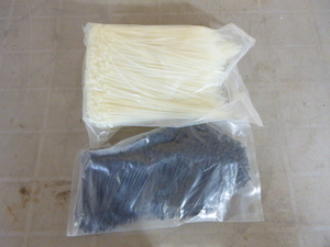 2 Packs of Zip Ties