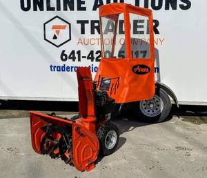 lot 2 image: 2004 Ariens Snowblower (cab, electric start)