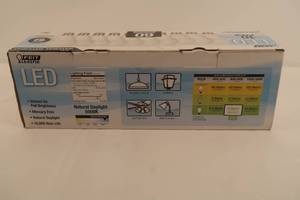 lot 13 image: FEIT 9W LED Light Bulbs, 60w Replacement, Natural Daylight 5000K (10-Pack)