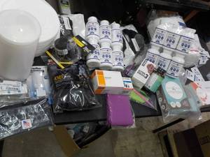lot 1 image: Kneepads, Candida Relief and Misc. ...
