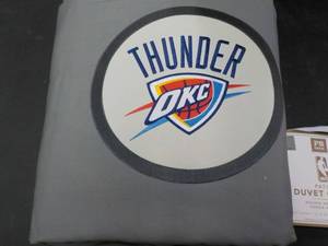 lot 10 image: Pottery Barn NBA Patch Duvet Cover ...