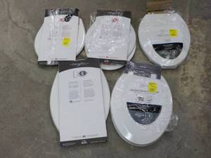 lot 115 image: Lot of 5 Toilet Seats...