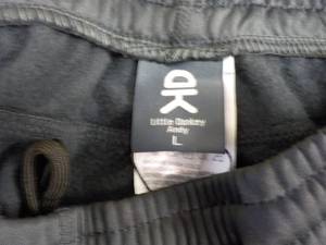 lot 125 image: Mens Sports Pants size L and Hats ...
