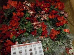 lot 130 image: Large Box of Xmas Dcor - huge mon...