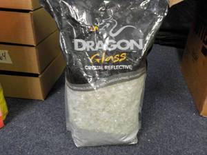 lot 173 image: 1 - 10lb Bag Dragon Glass Crystal R...