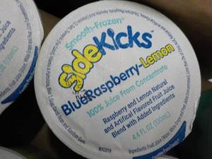 lot 242 image: Case of 84 - 44 oz cups smooth froz...