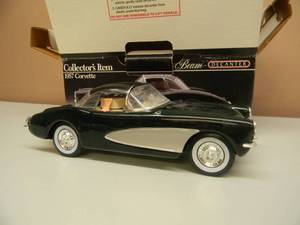 lot 6 image: 1957 CORVETTE TWO TONE WITH BOX - BLACKWHITE - BEAM DECANTER - GREAT COLLECTIBLE - SEE PICTURES