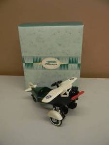 lot 16 image: HALLMARK KIDDIE CAR CLASSICS 1935 MURRAY STEELCRAFT AIRPLANE LIMITED EDITION - NEW IN BOX - SEE PICTURES