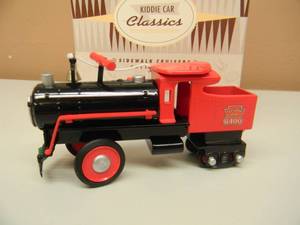 lot 19 image: HALLMARK KIDDIE CAR CLASSICS 1941 KEYSTONE LOCOMOTIVE TRAIN ENGINE - NEW IN BOX - SEE PICTURES