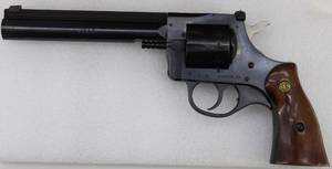 lot 9 image: New England Firearms R92 Ultra Revolver