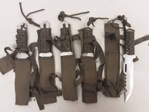 lot 14 image: 5-Paracord Handled Knives