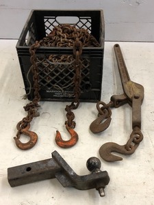 lot 47 image: Chain, Chain Binder, Receiver Tow Hitch