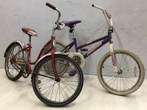 lot 64 image: (1) Schwinn &  (1) Magna Kids Bikes