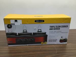 lot 12 image: Bella Triple Slow Cooker and Server - Three 1.5qt Pots