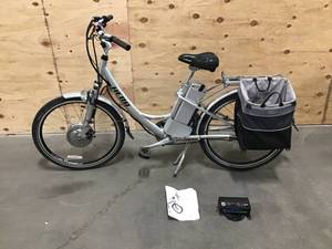 lot 1 image: HEBB Electric Battery powered bike - Model 500