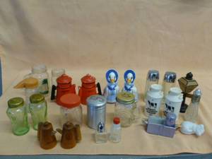 Salt & Pepper Shaker Sets