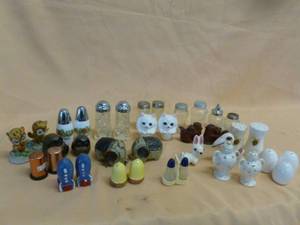 Salt & Pepper Shaker Sets