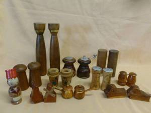 Salt & Pepper Shaker Sets