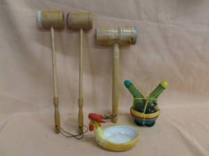 Vintage Salt And Pepper Set