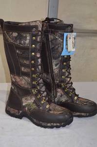 Sportsman 236 Boot and Shoe
