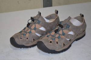 Sportsman 236 Boot and Shoe