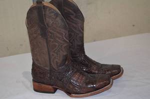 Sportsman 236 Boot and Shoe