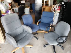 4 Rolling Office Chairs