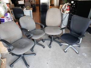 4 Rolling Office Chairs