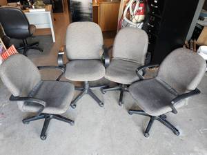 4 Rolling Office Chairs
