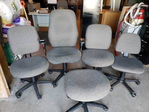 4 Rolling Office Chairs, 1 Stool