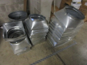 ASSORTED SIZE DUCT REDUCERS