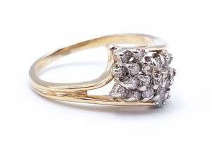 34 Carat Diamond Cluster Estate Ring in 14k Gold
