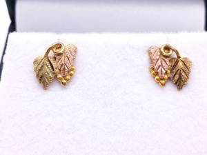 Black Hills Gold 14k Tri-Color Gold Estate Earrings