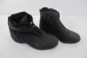 Short Black Boots Size 8.5